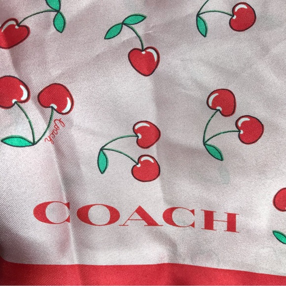 🍒Coach Signature Heart Cherry Print Silk Diamond Scarf - Picture 8 of 10